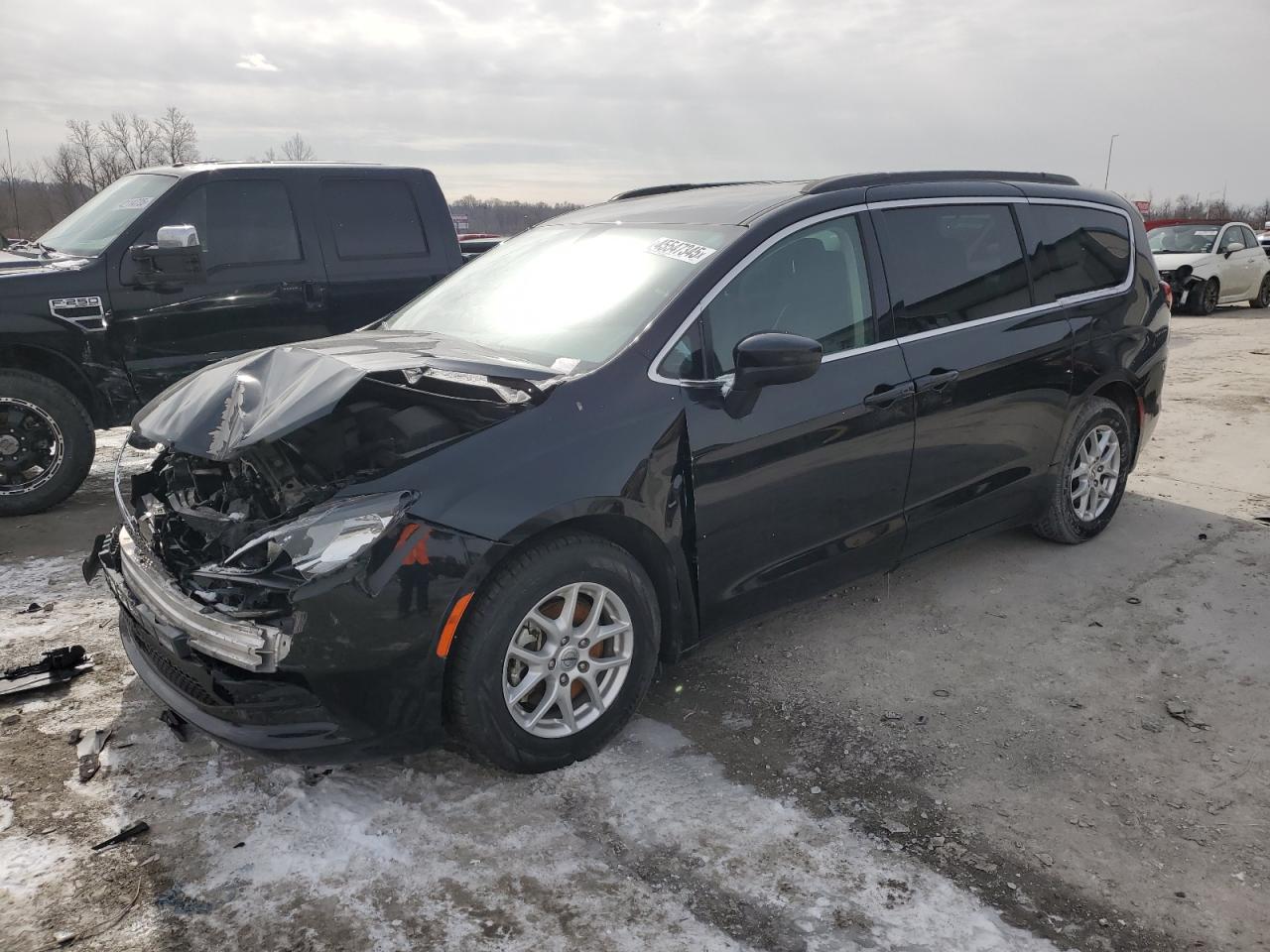 2021 Chrysler Voyager Lxi