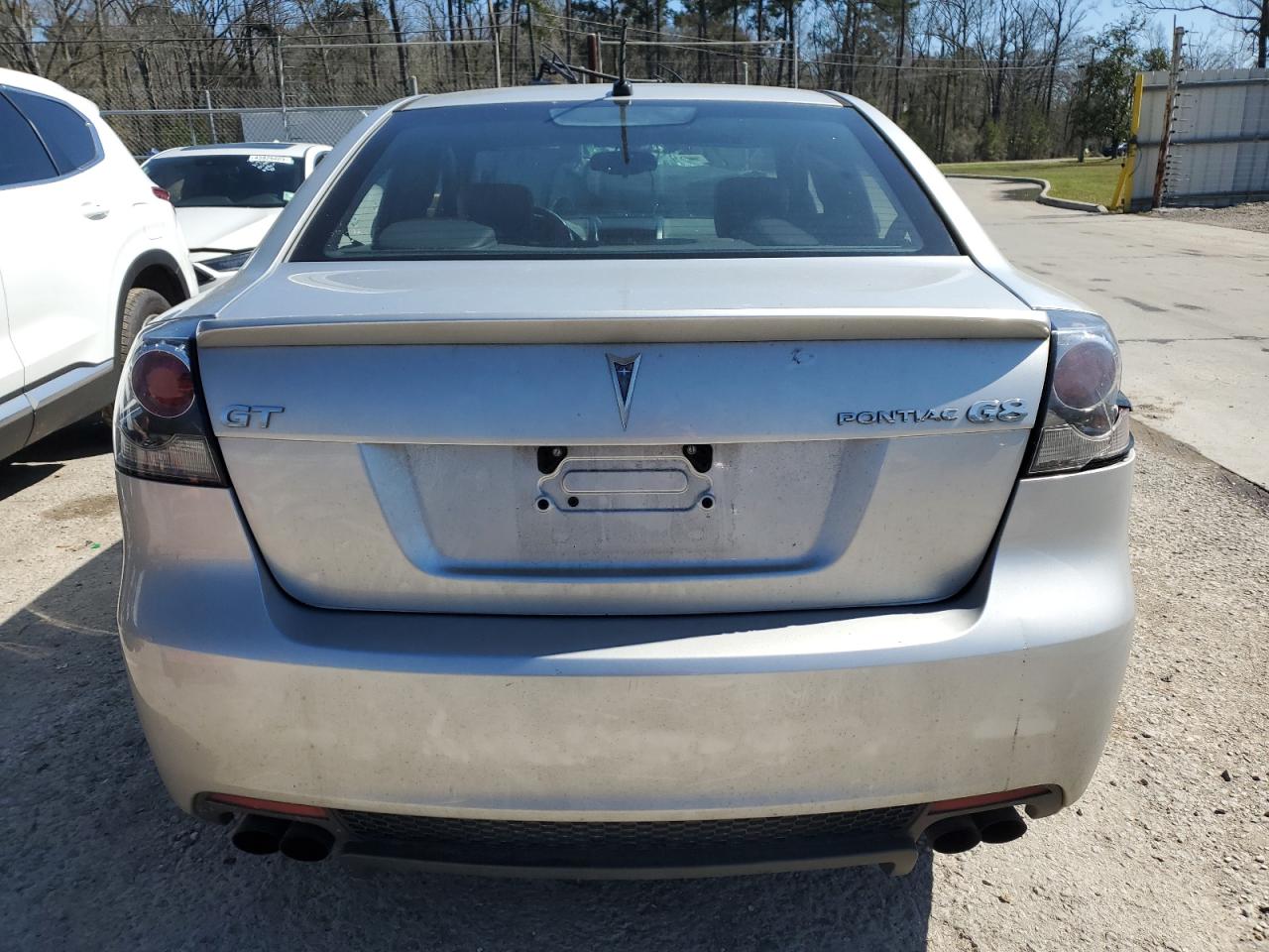 2009 Pontiac G8 - Image 6