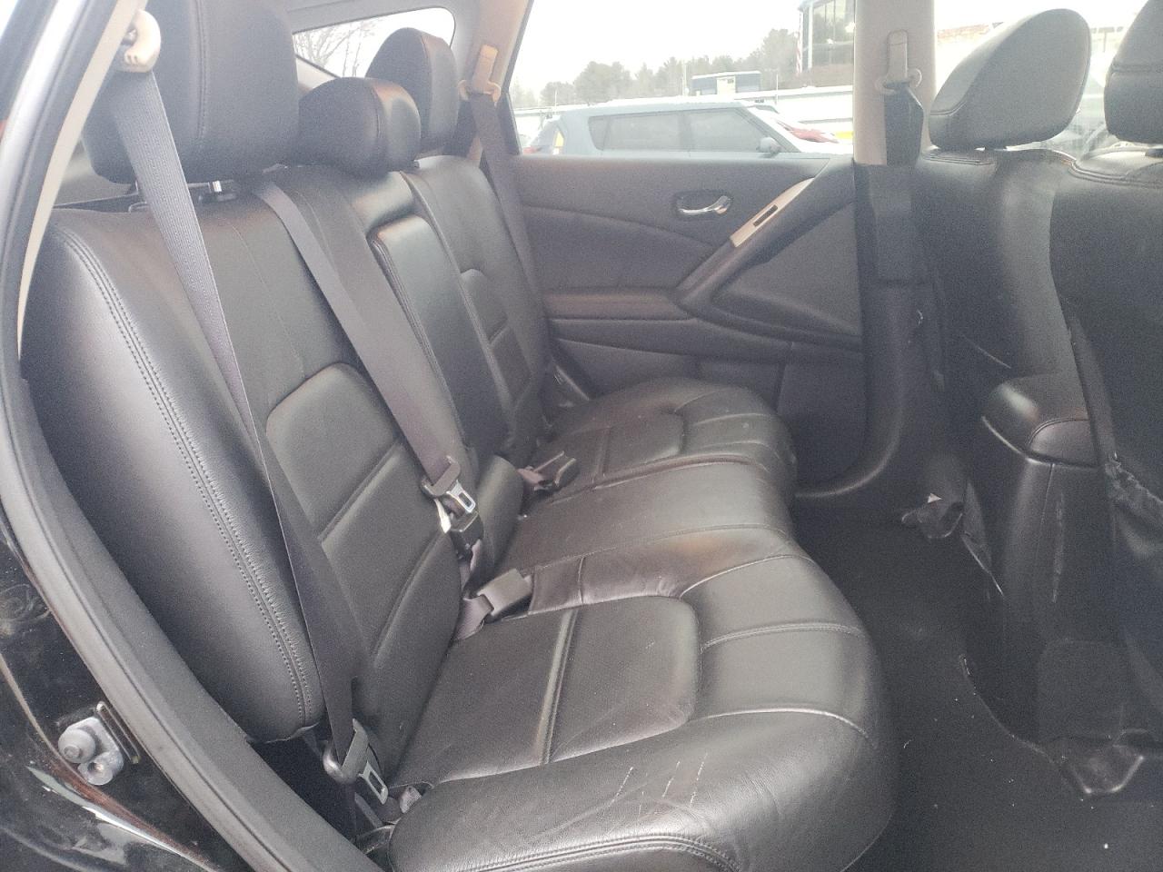 2012 Nissan Murano - Image 11