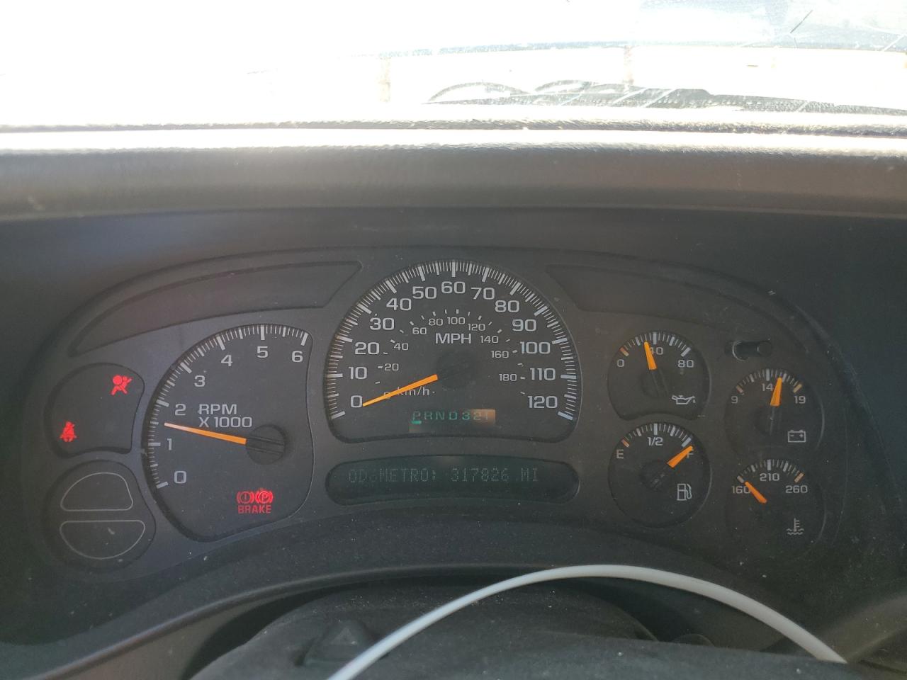 2005 Chevrolet Suburban - Image 9