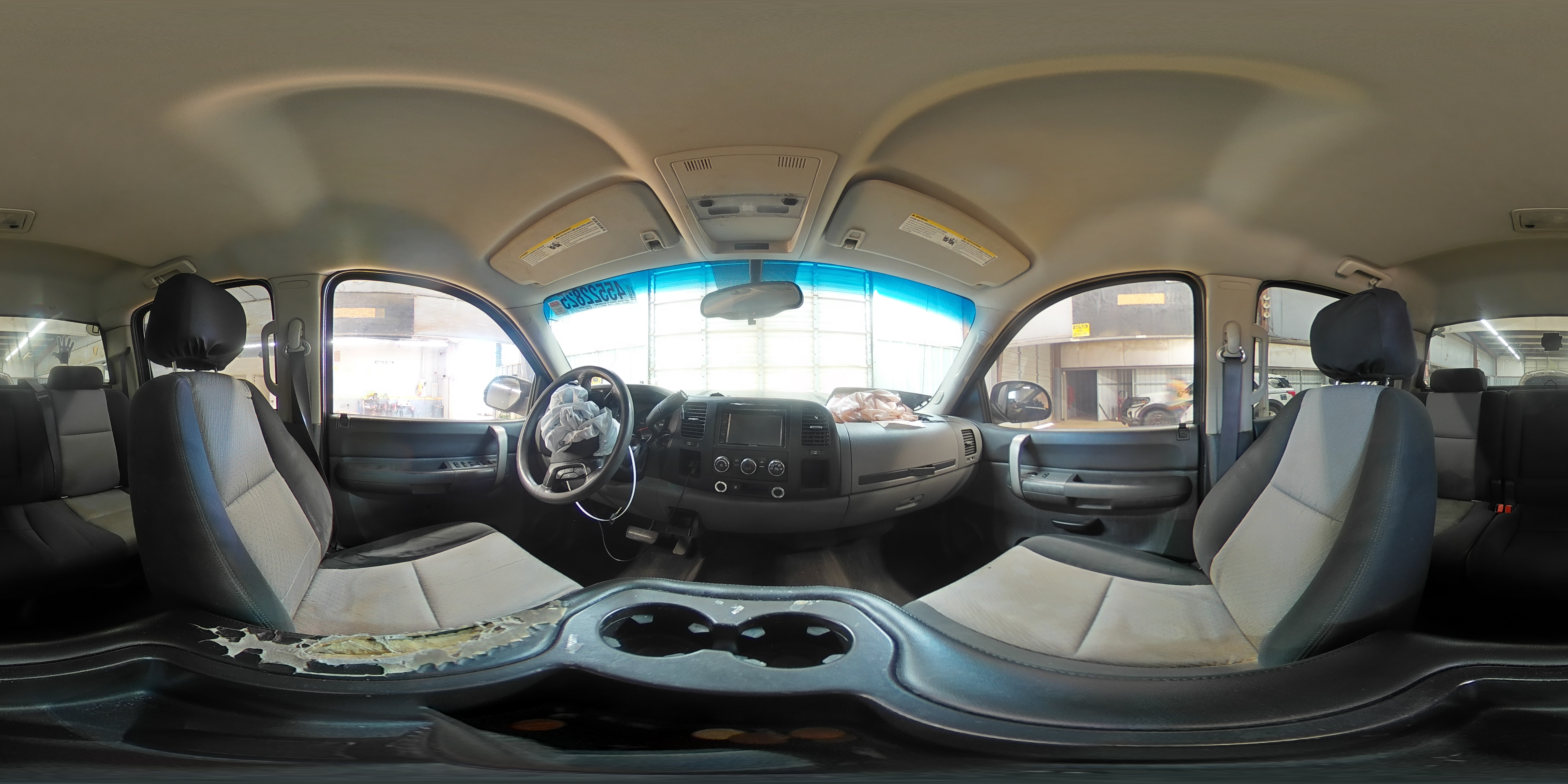 2009 Chevrolet Silverado - Image 13