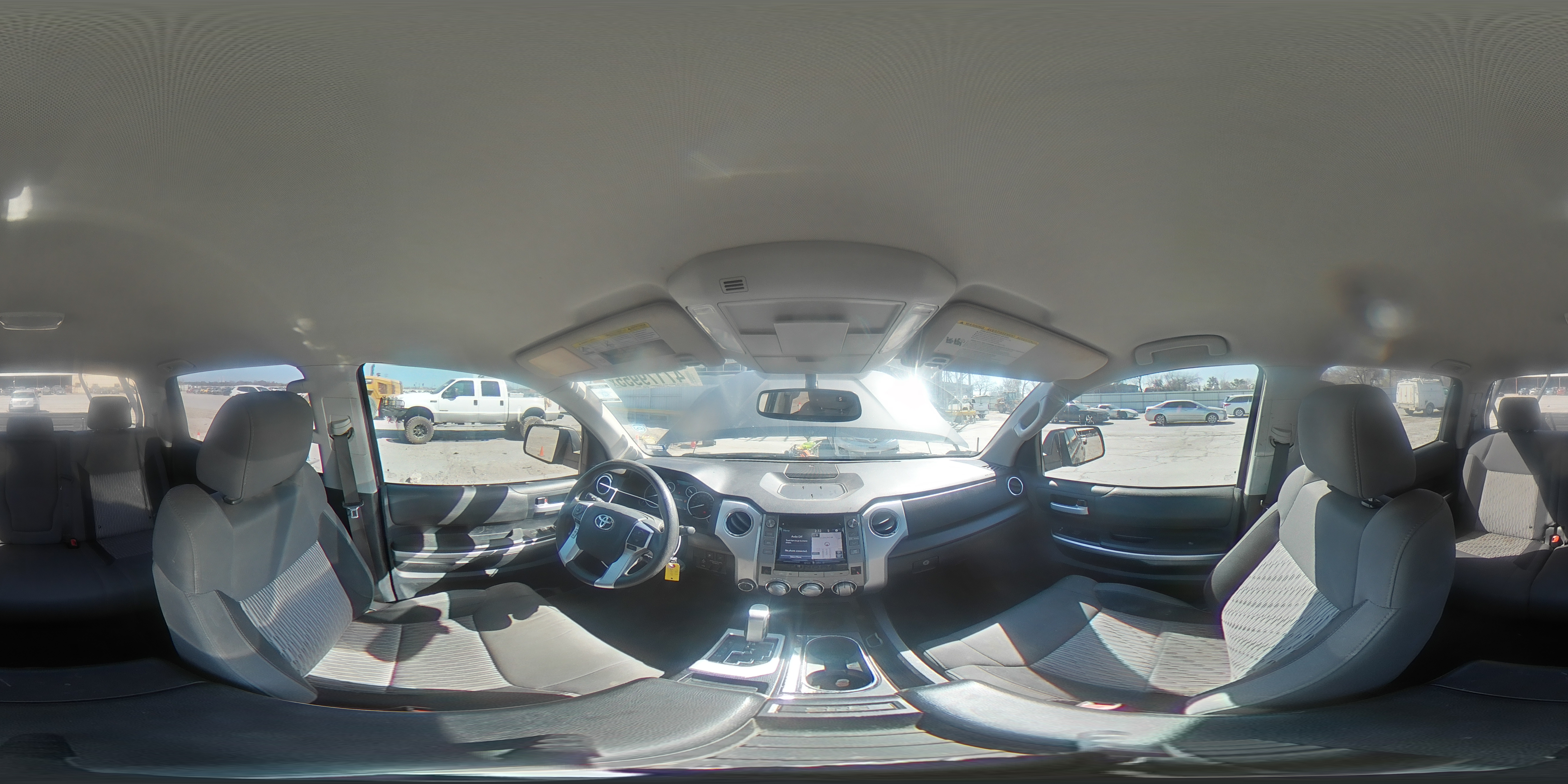 2016 Toyota Tundra - Image 13