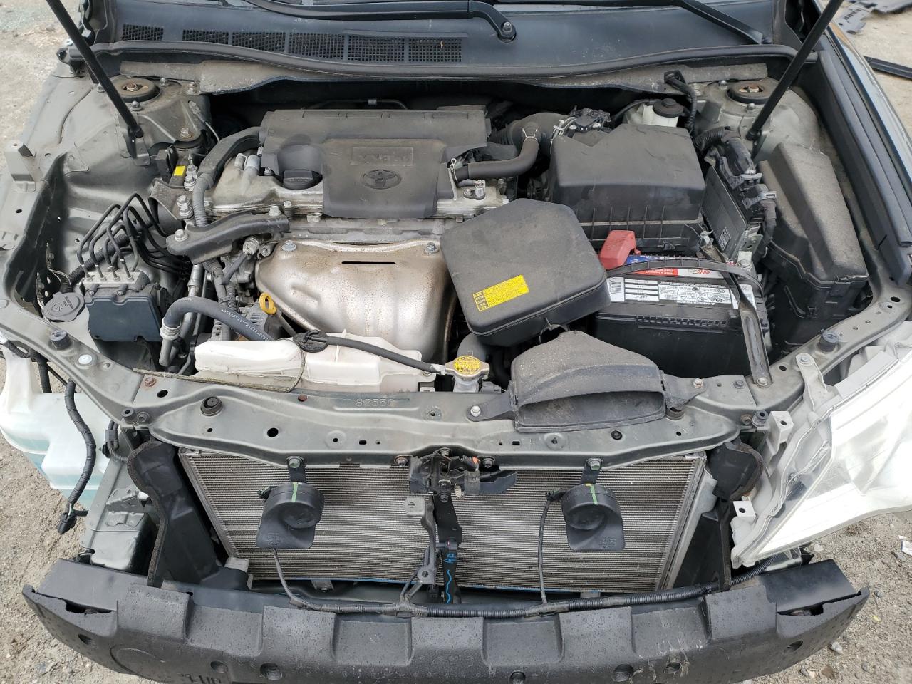 2012 Toyota Camry - Image 11