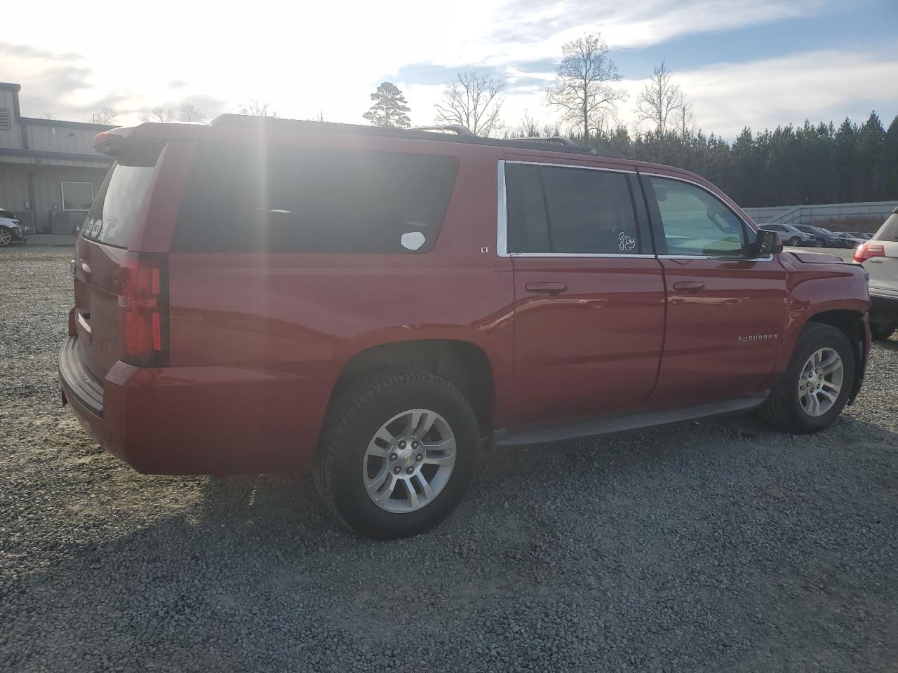 2015 Chevrolet Suburban - Image 3