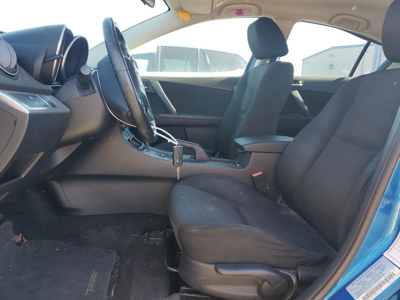 2012 Mazda 3 - Image 7
