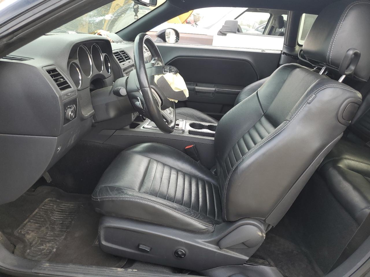 2013 Dodge Challenger - Image 7