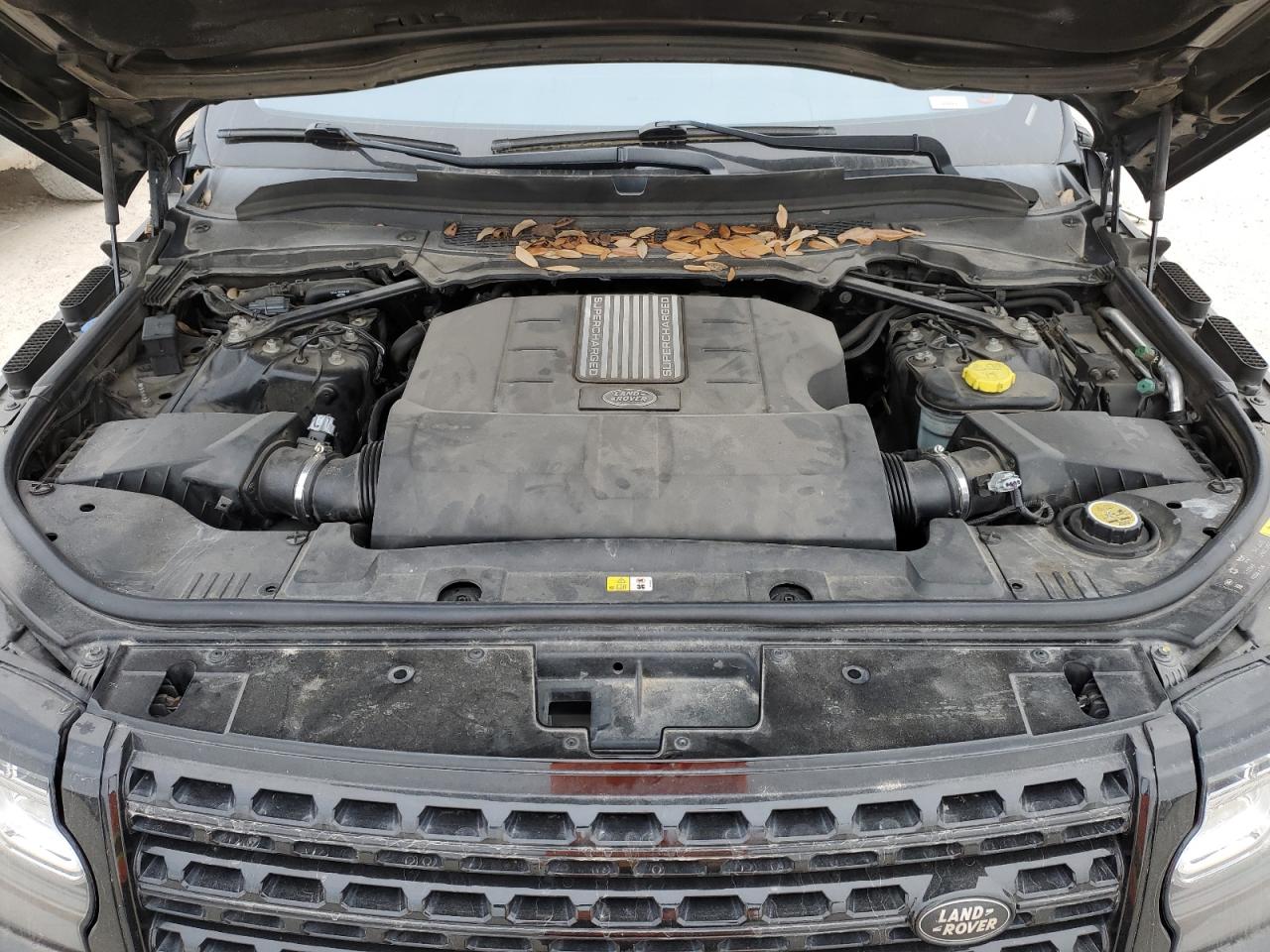 2016 Land Rover Range Rover - Image 12