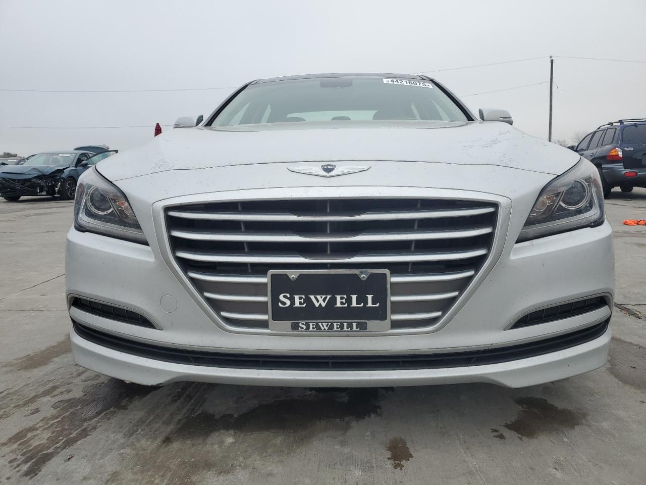 2015 Hyundai Genesis - Image 5