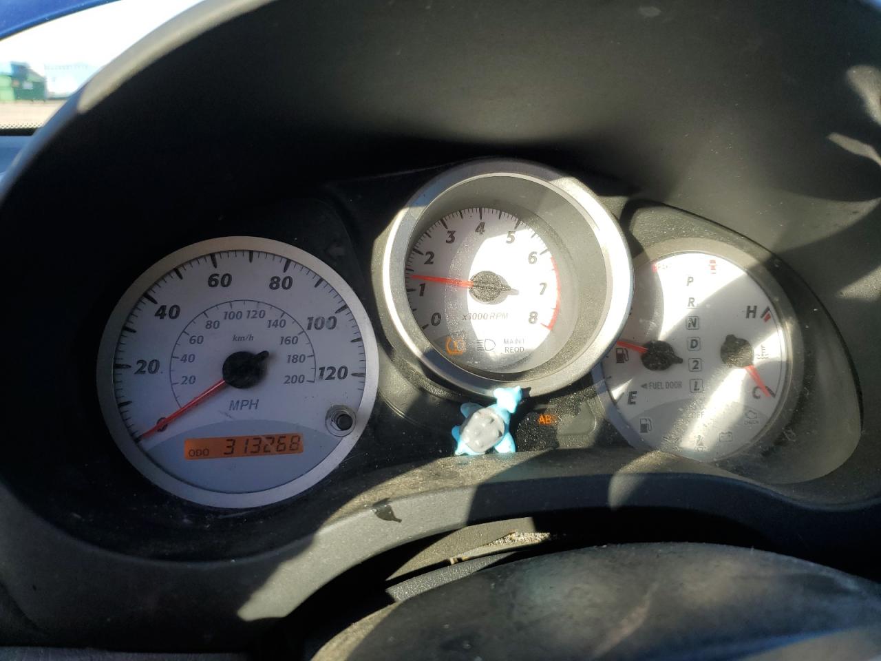 2005 Toyota RAV 4 - Image 9