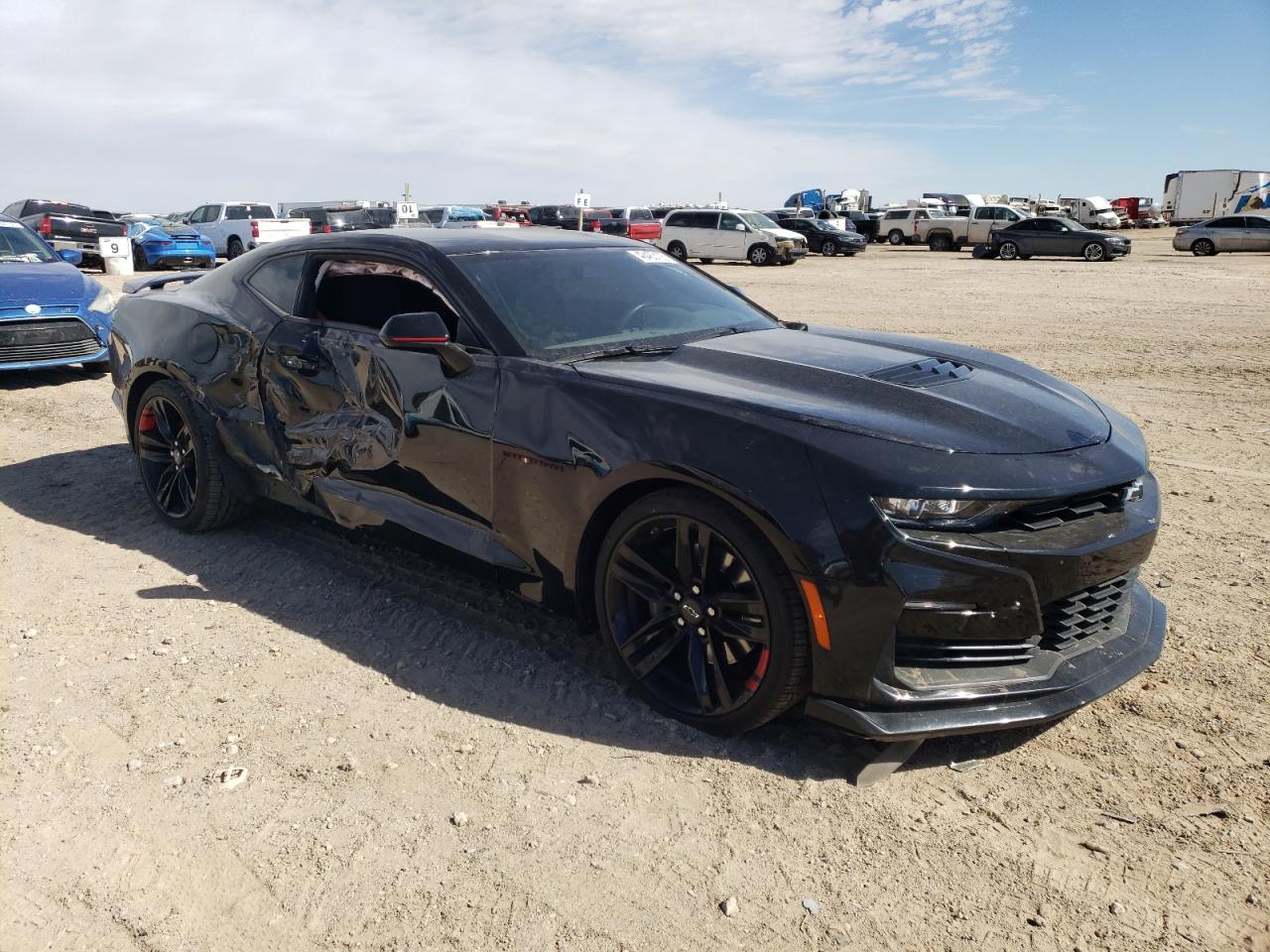 2022 Chevrolet Camaro - Image 4