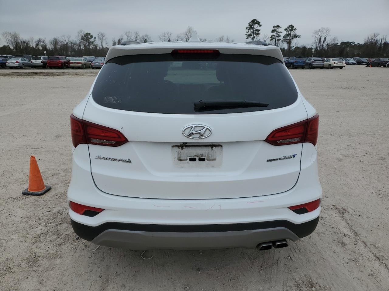 2017 Hyundai Santa Fe - Image 6
