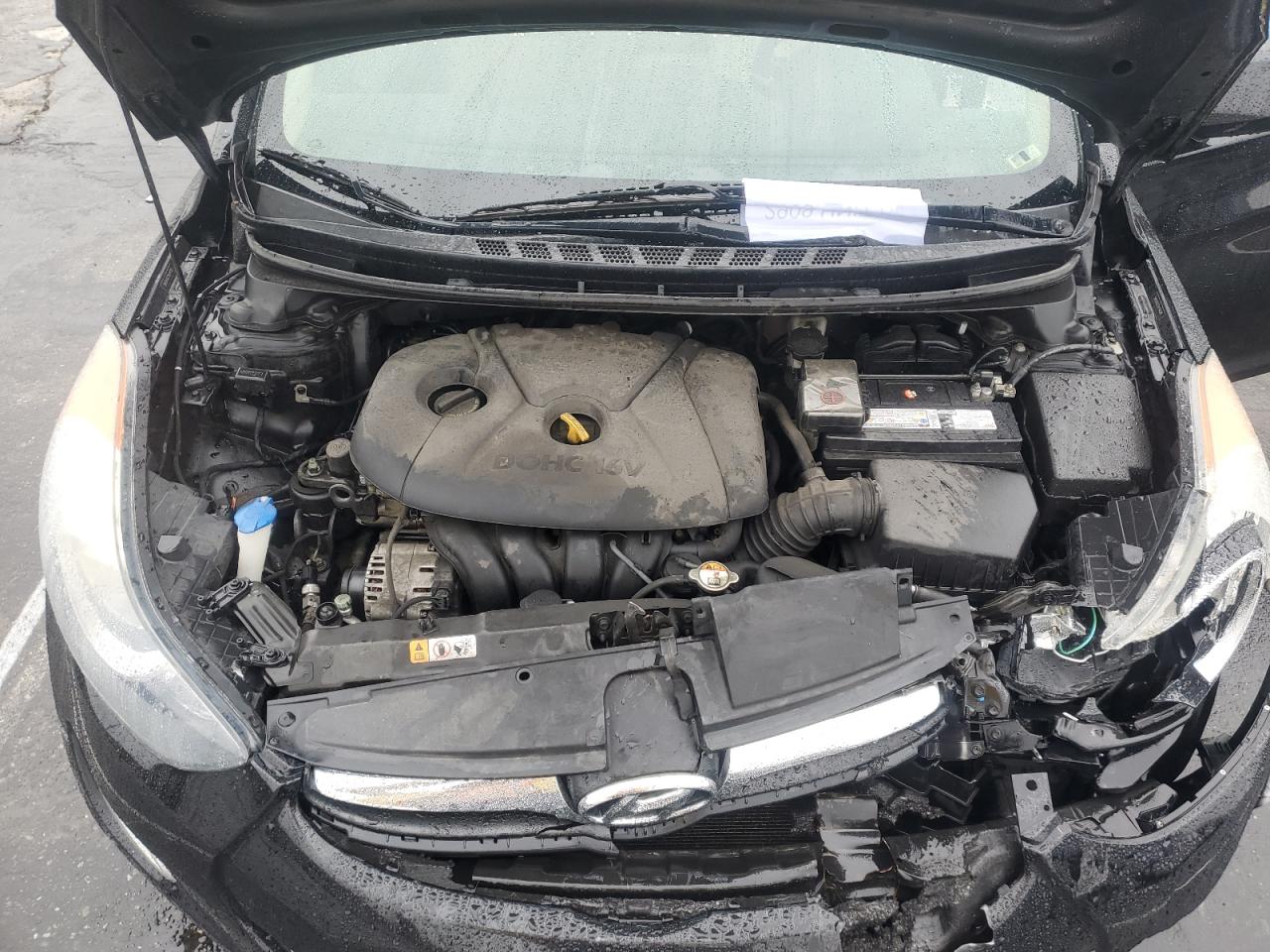 2013 Hyundai Elantra - Image 11