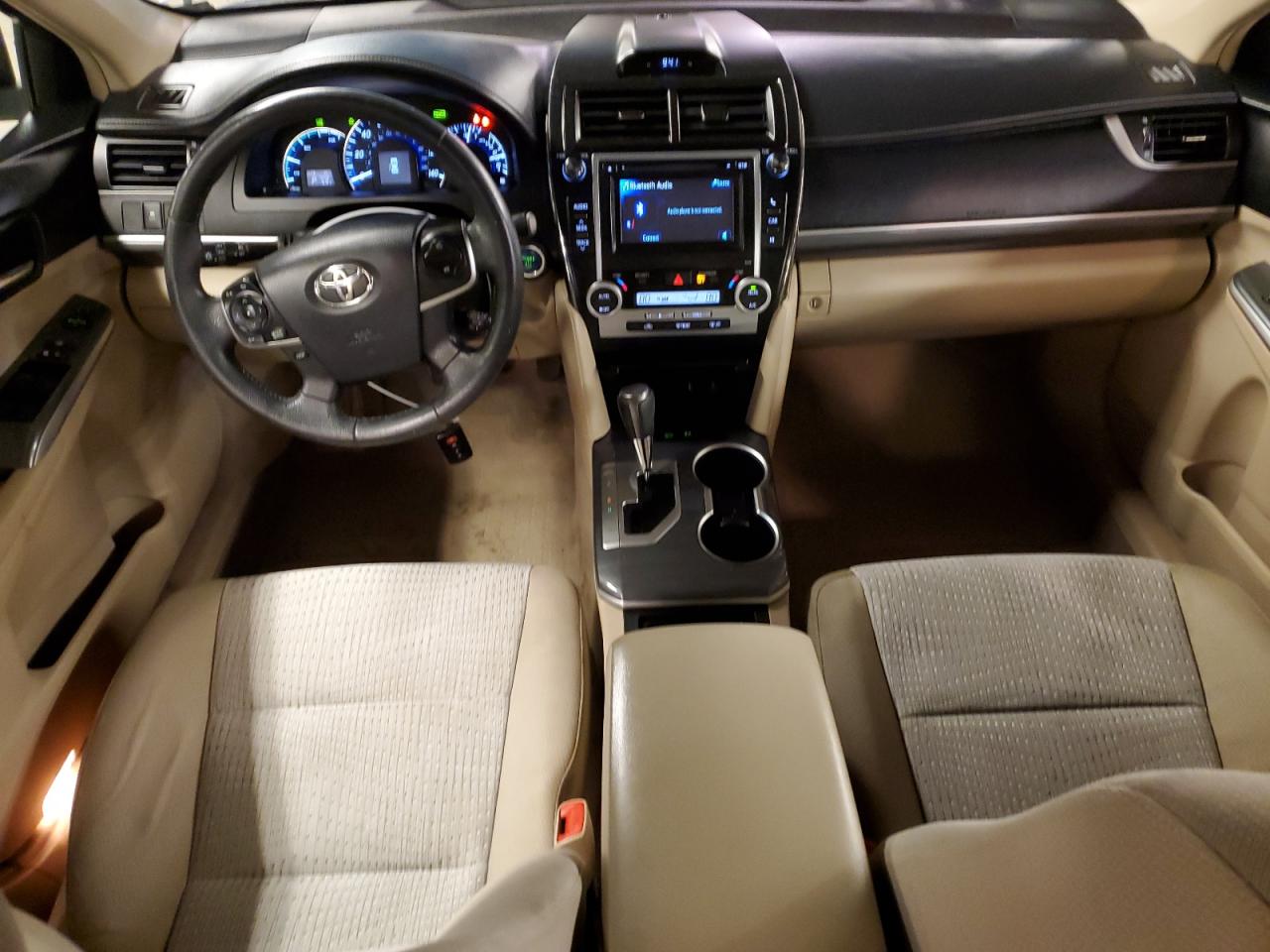 2013 Toyota Camry - Image 8