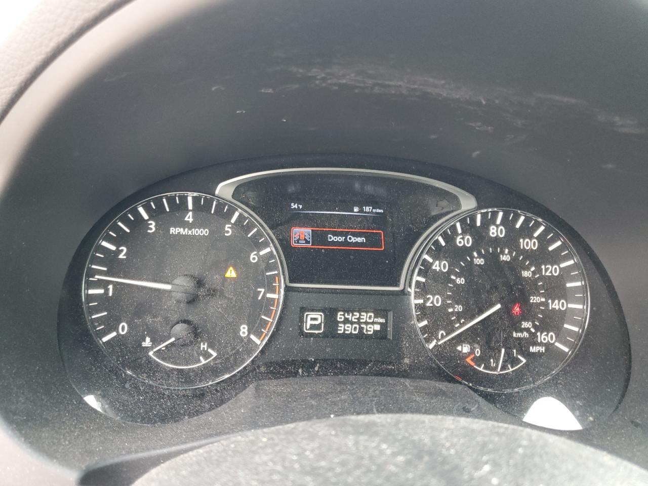 2015 Nissan Altima - Image 9