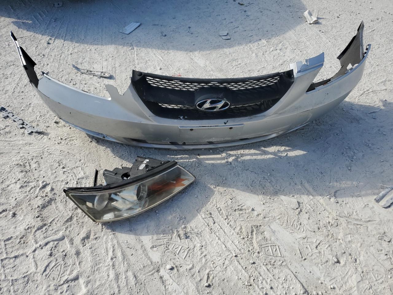 2008 Hyundai Sonata - Image 12