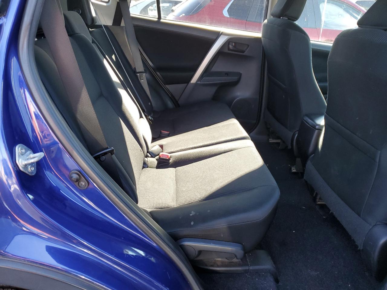 2014 Toyota RAV 4 - Image 11