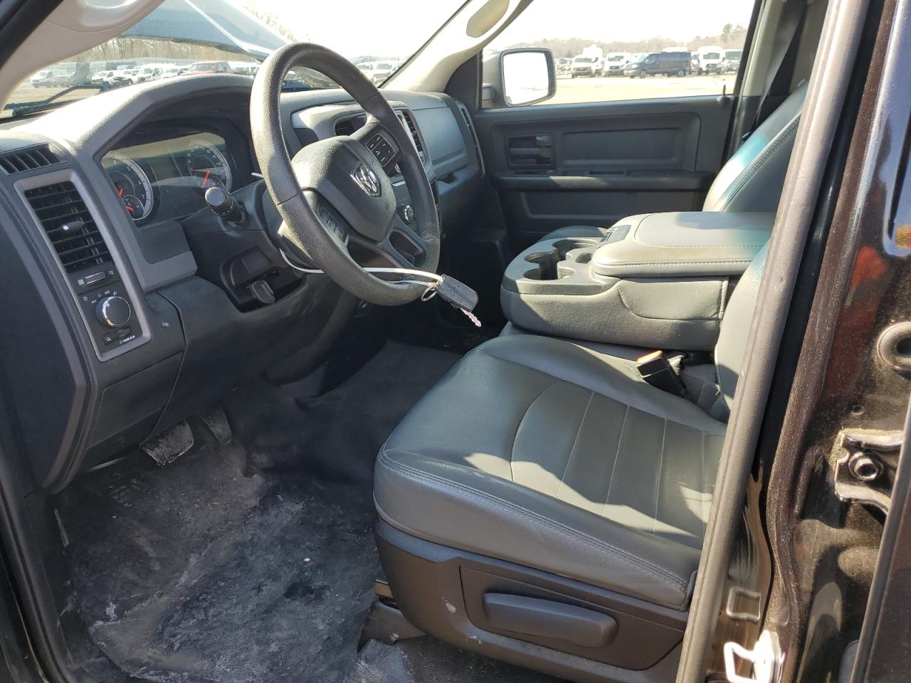 2016 RAM 1500 - Image 7