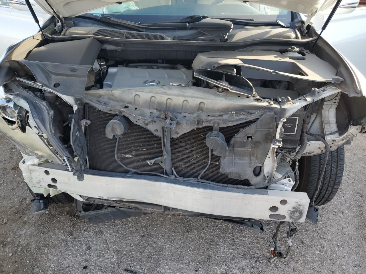 2010 Lexus RX - Image 11