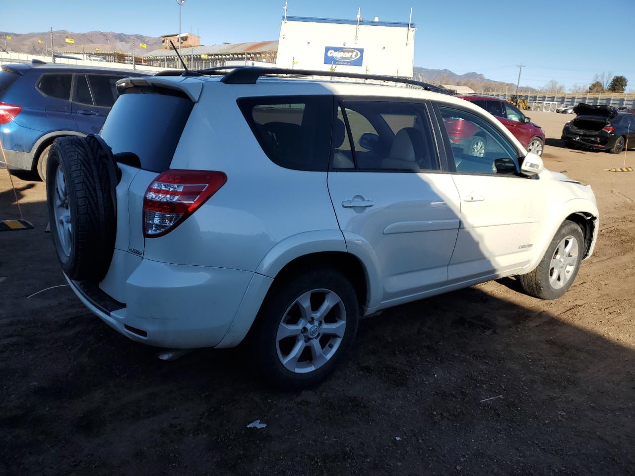 2010 Toyota RAV 4 - Image 3