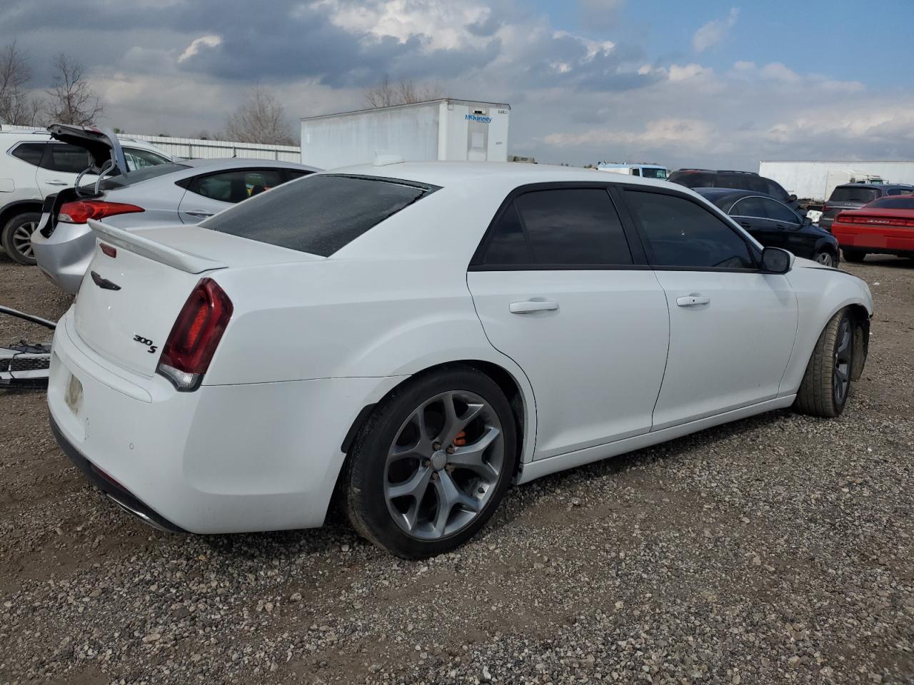 2021 Chrysler 300 - Image 3