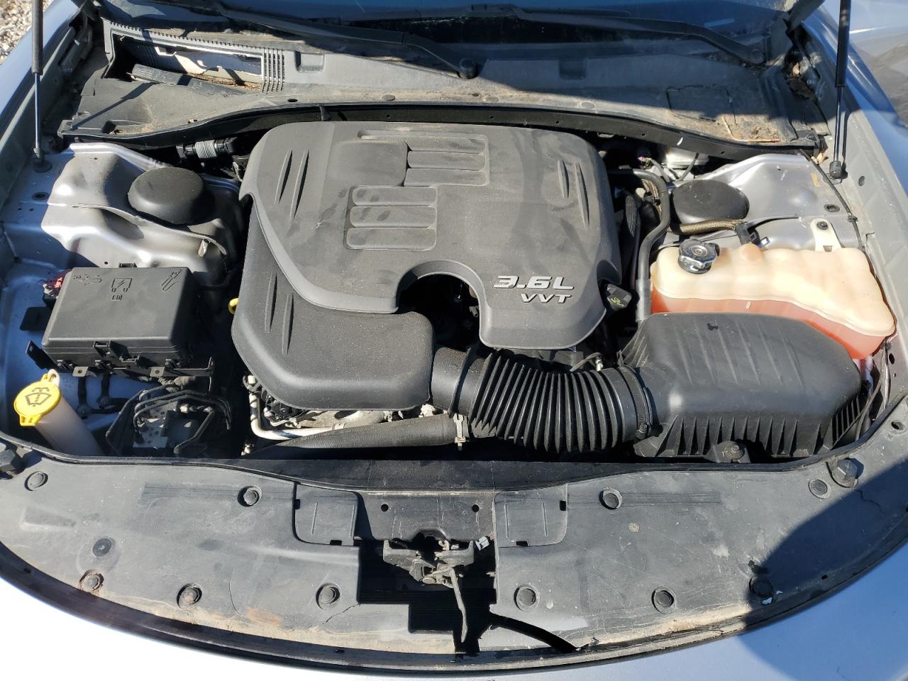 2016 Dodge Charger - Image 11
