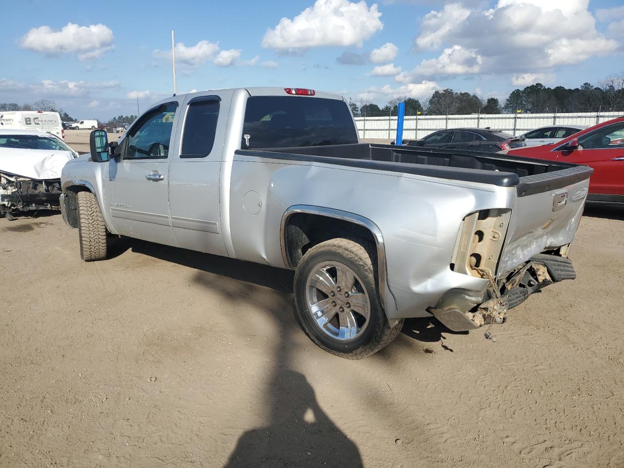 2013 Chevrolet Silverado - Image 2