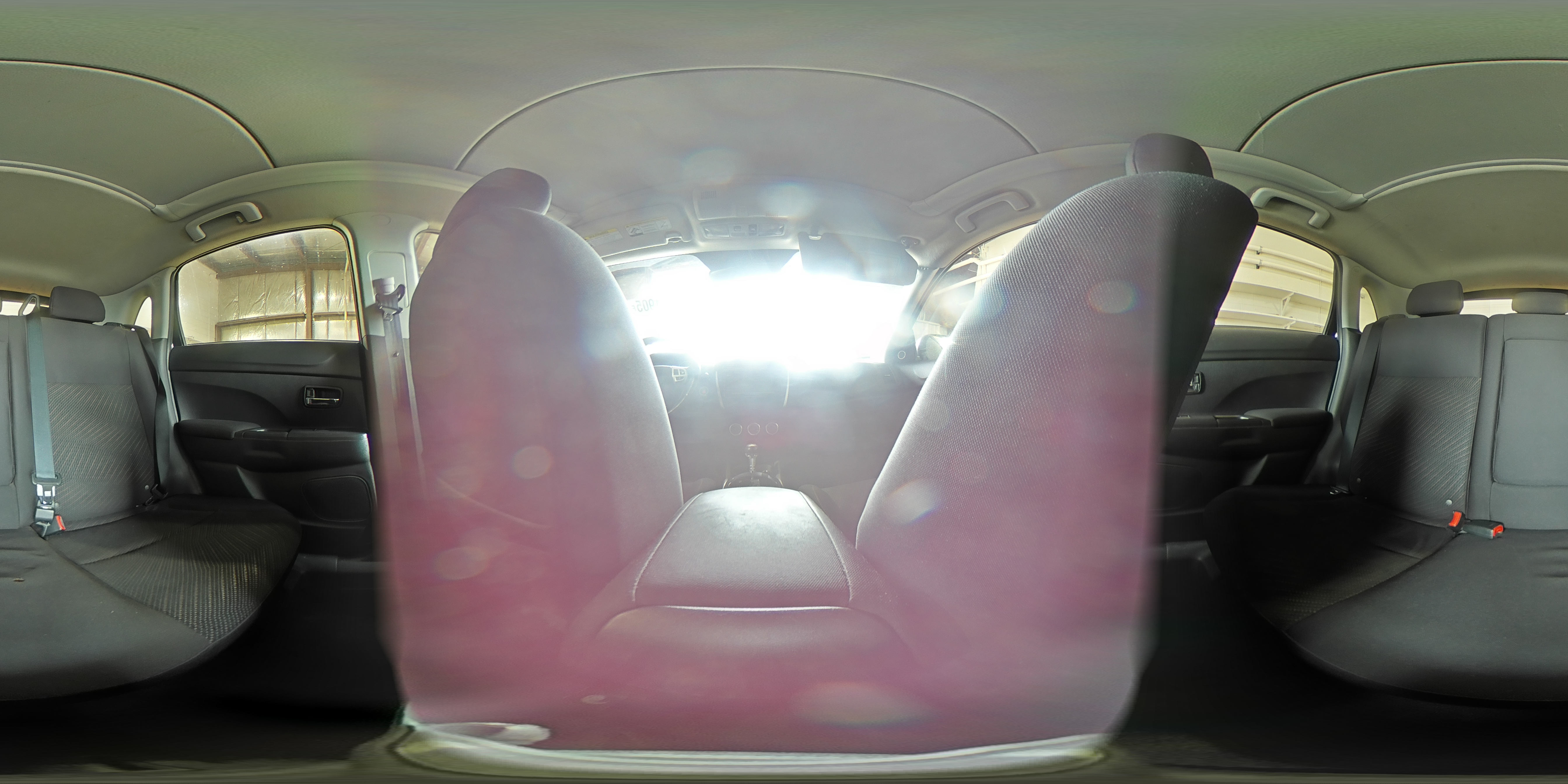2013 Mitsubishi Outlander - Image 15