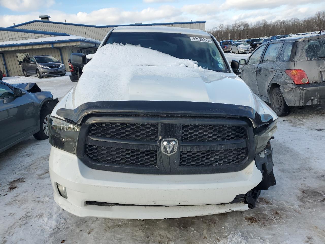 2015 RAM 1500 - Image 5
