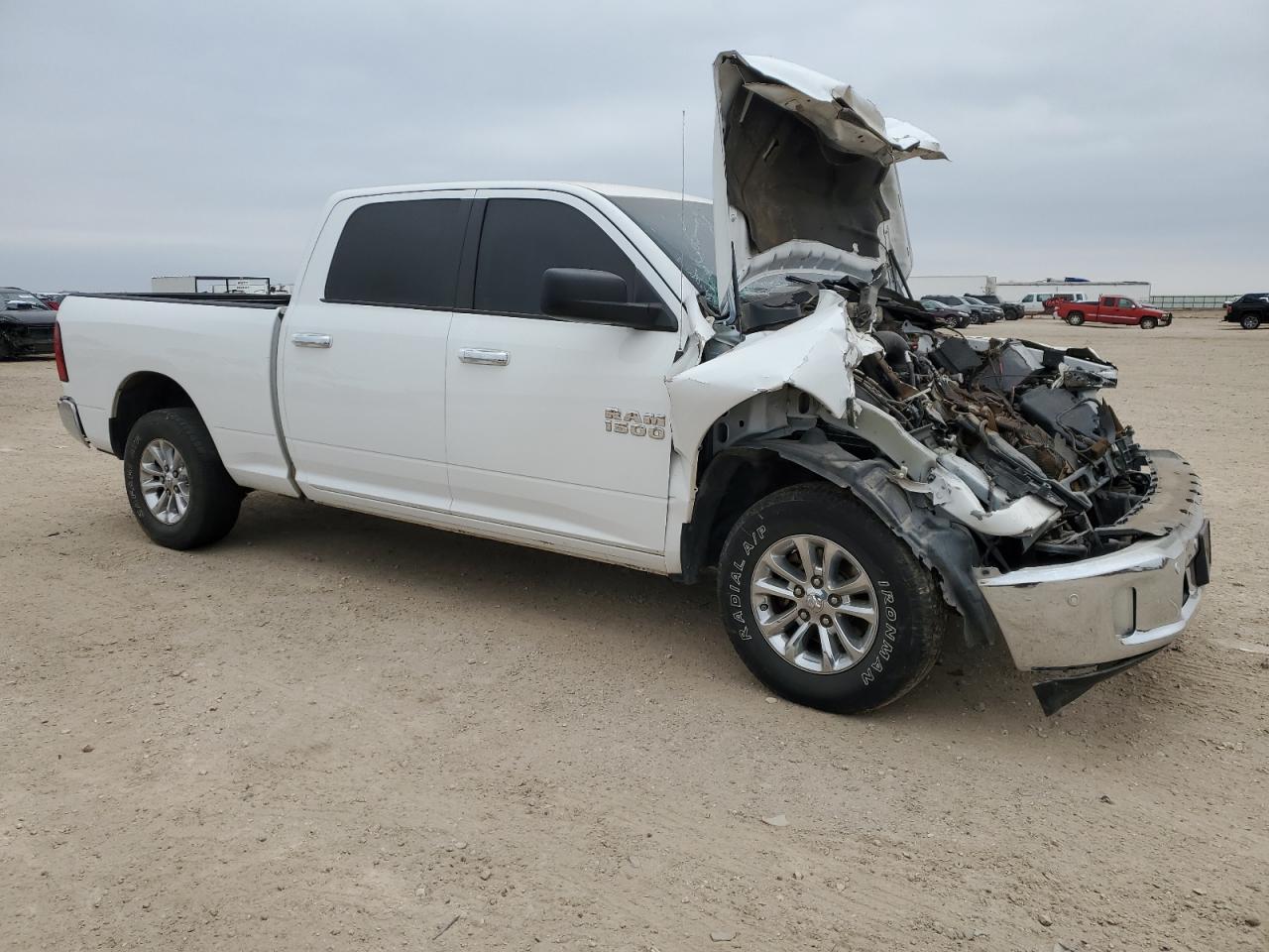 2015 RAM 1500 - Image 4