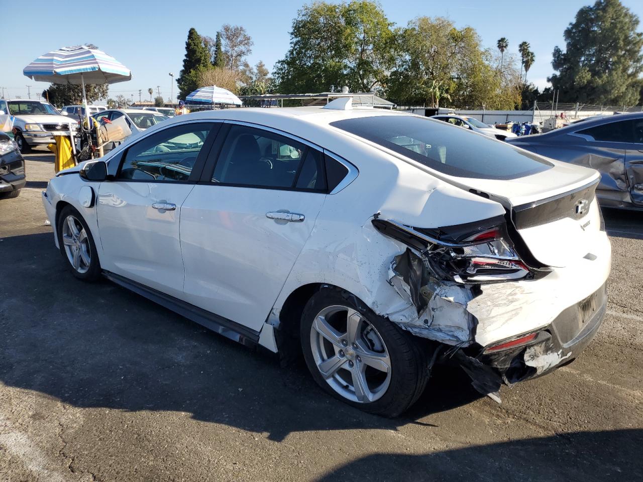 2018 Chevrolet Volt - Image 2