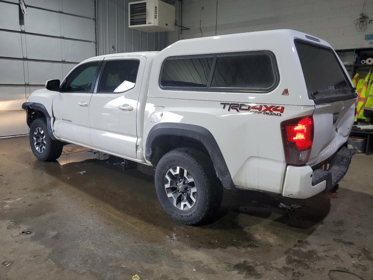 2019 Toyota Tacoma - Image 2