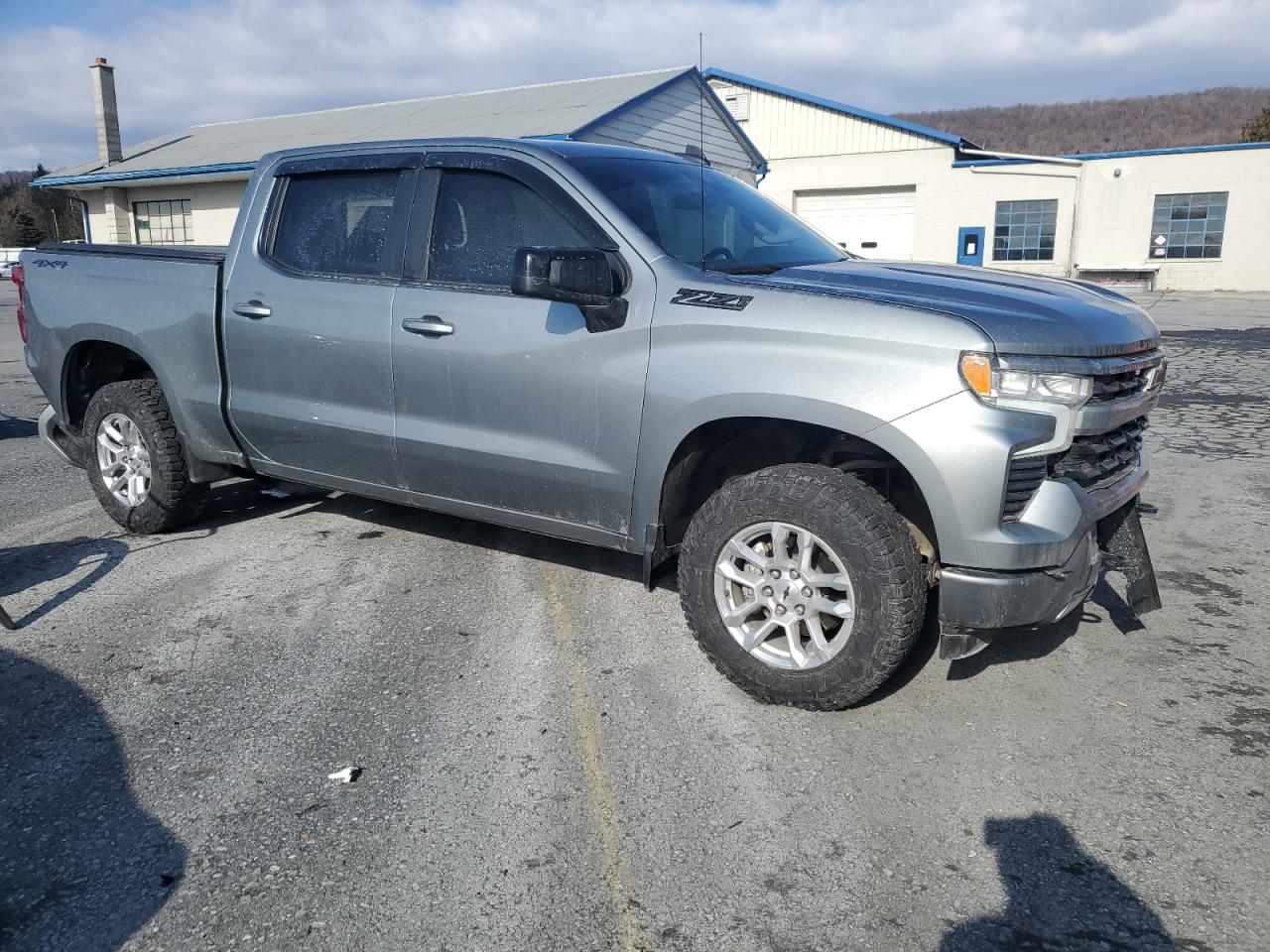 2023 Chevrolet Silverado - Image 4