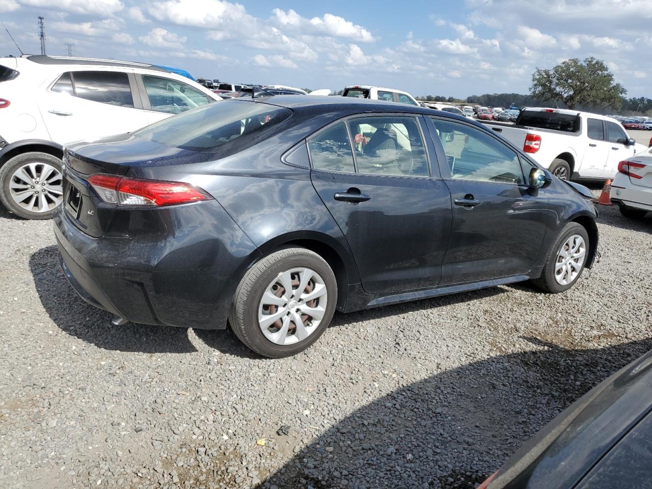 2021 Toyota Corolla - Image 3