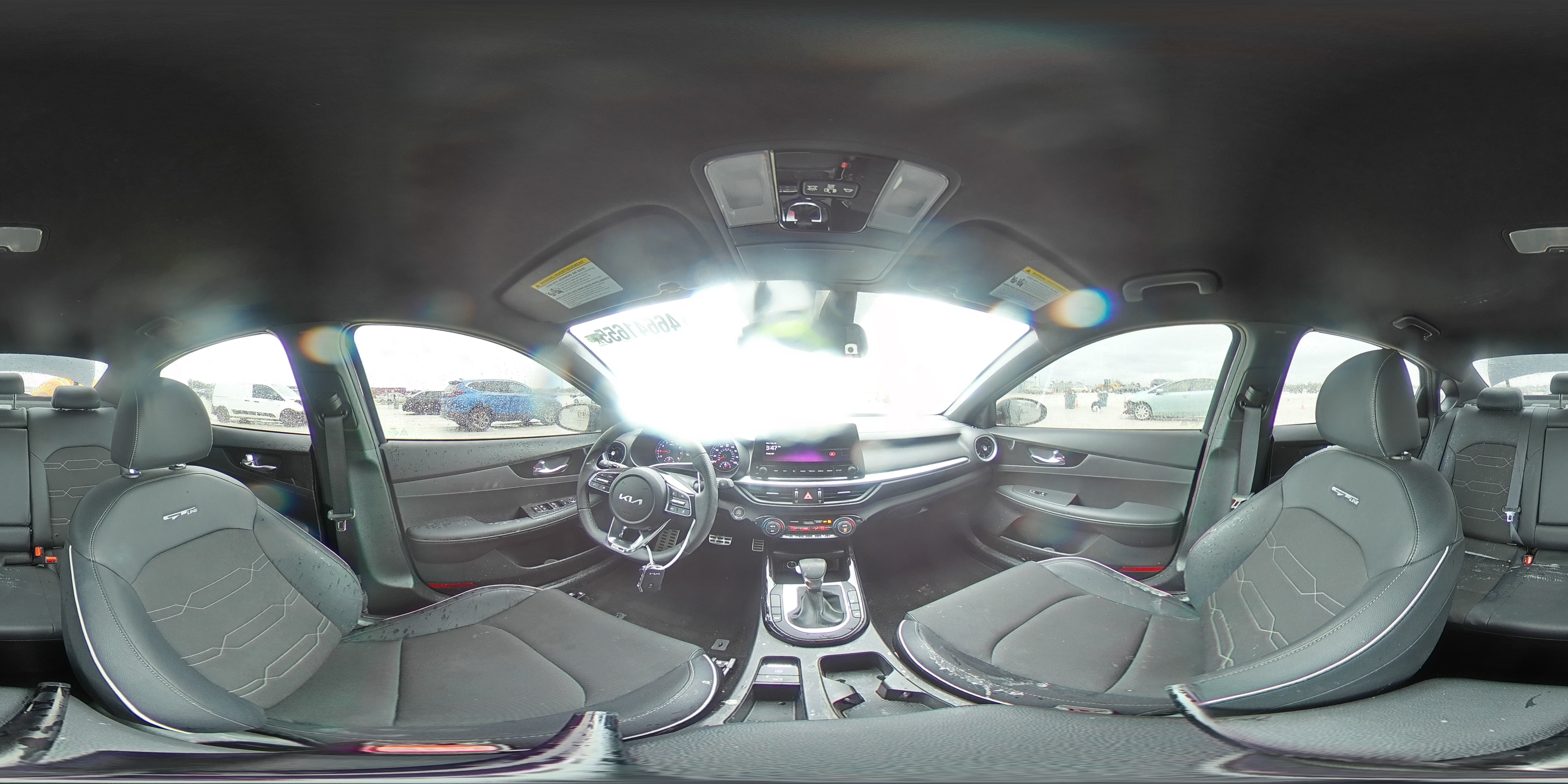 2024 Kia Forte - Image 13