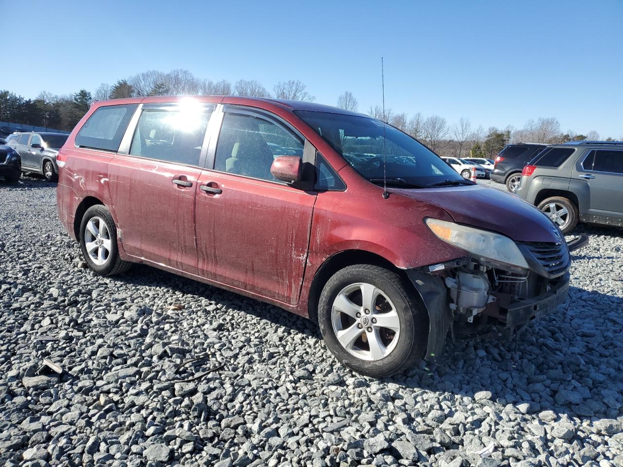 2012 Toyota Sienna - Image 4