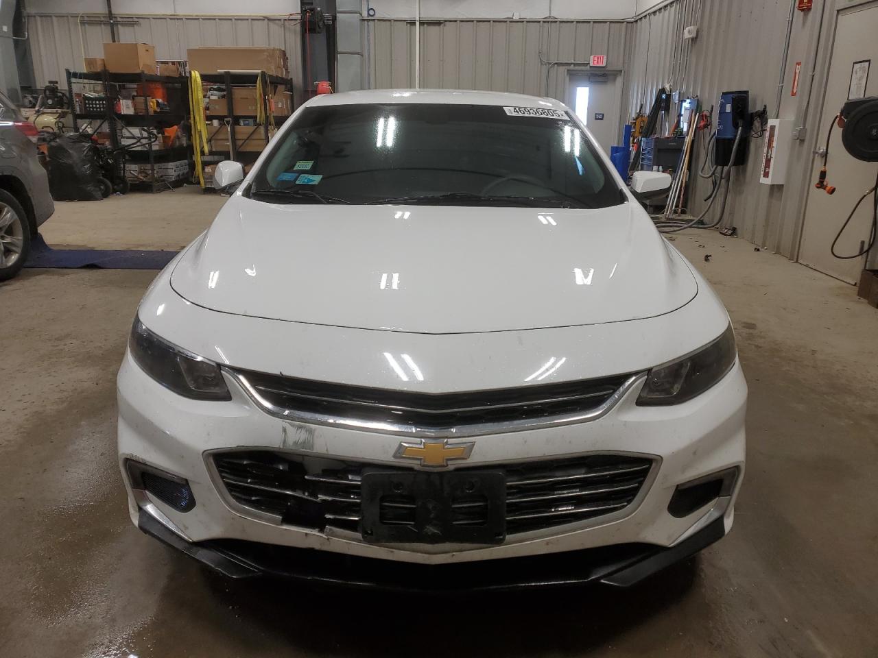 2016 Chevrolet Malibu - Image 5