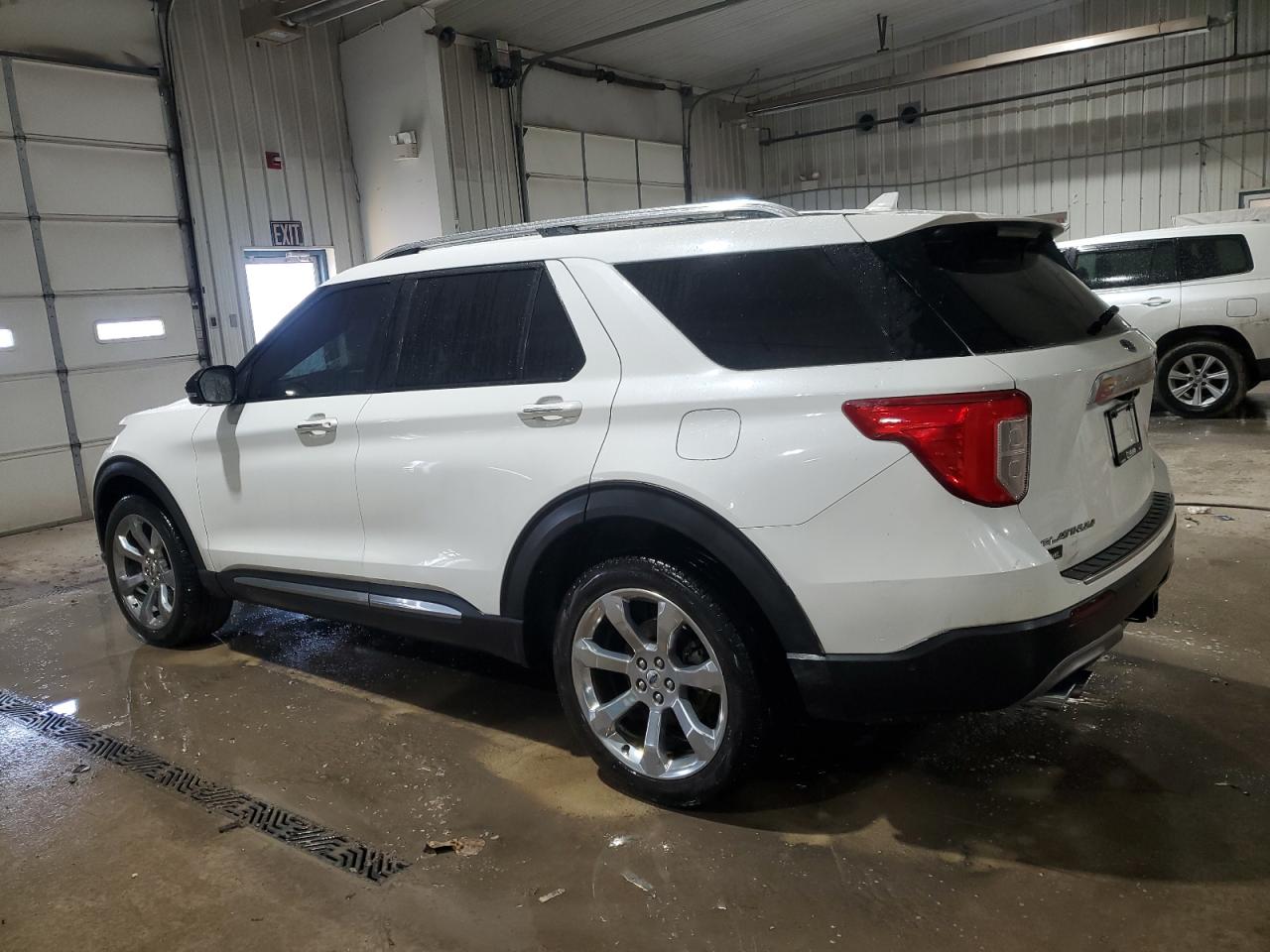2020 Ford Explorer - Image 2