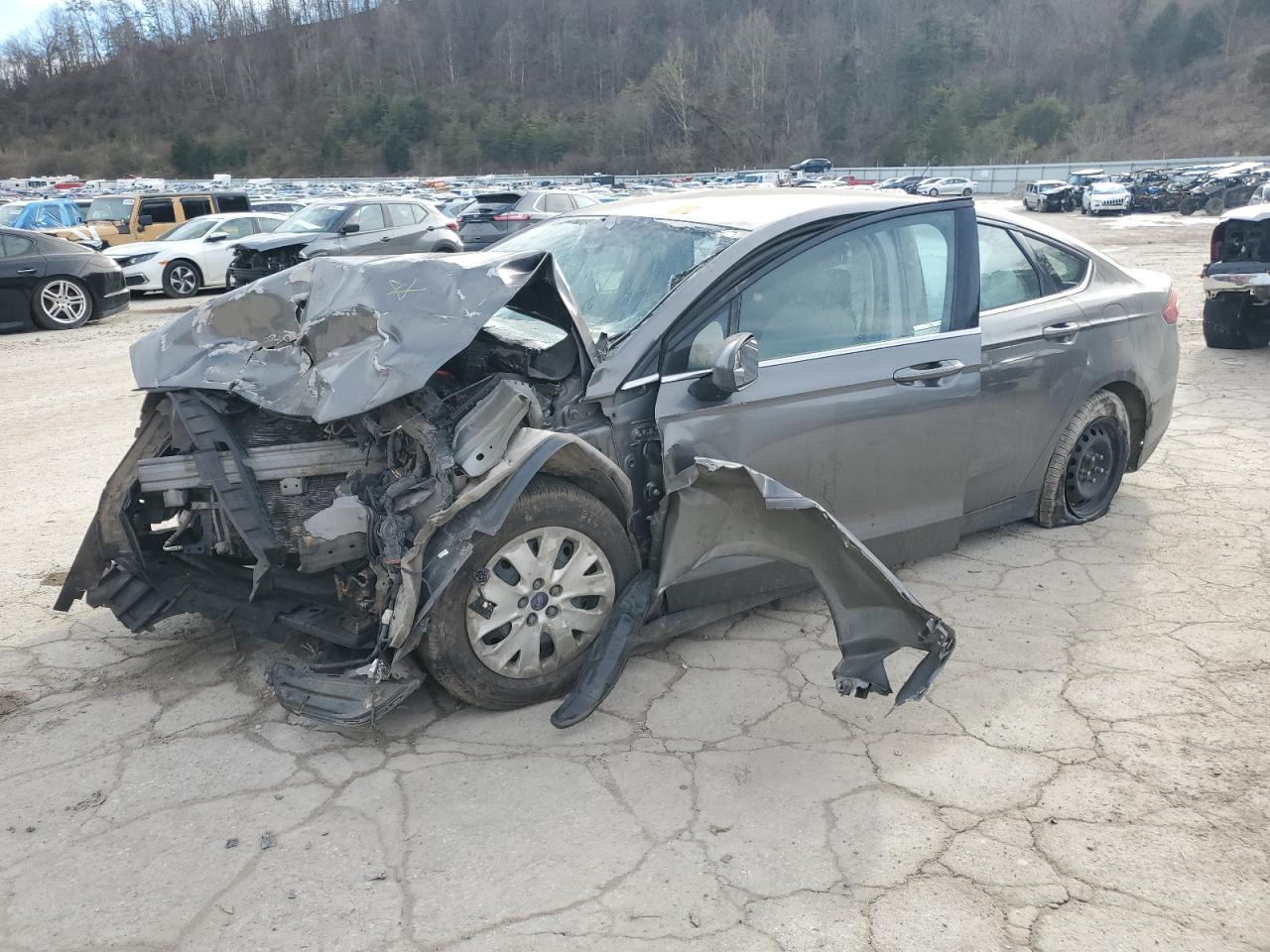 2014 Ford Fusion - Image 1