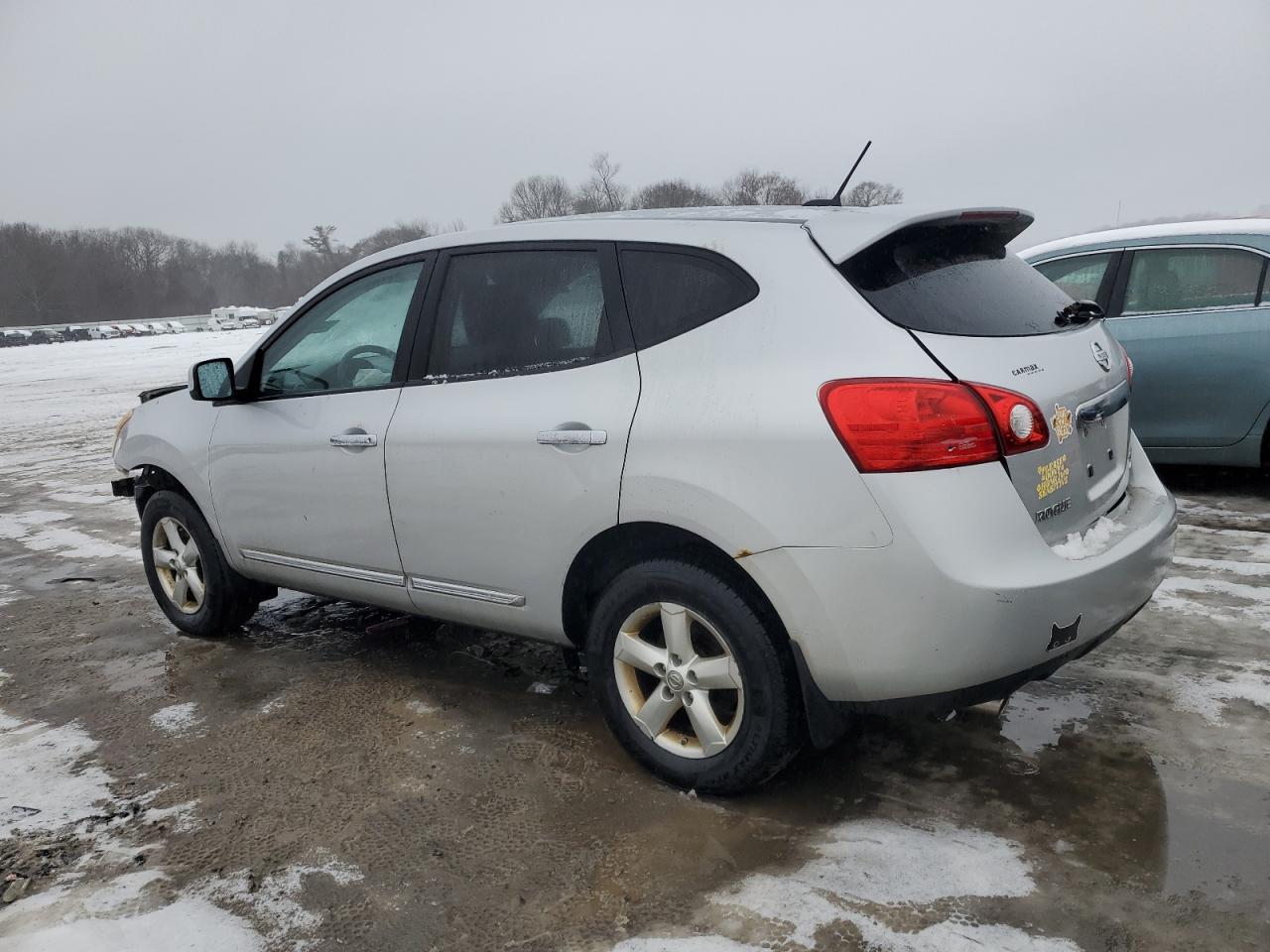 2013 Nissan Rogue - Image 2
