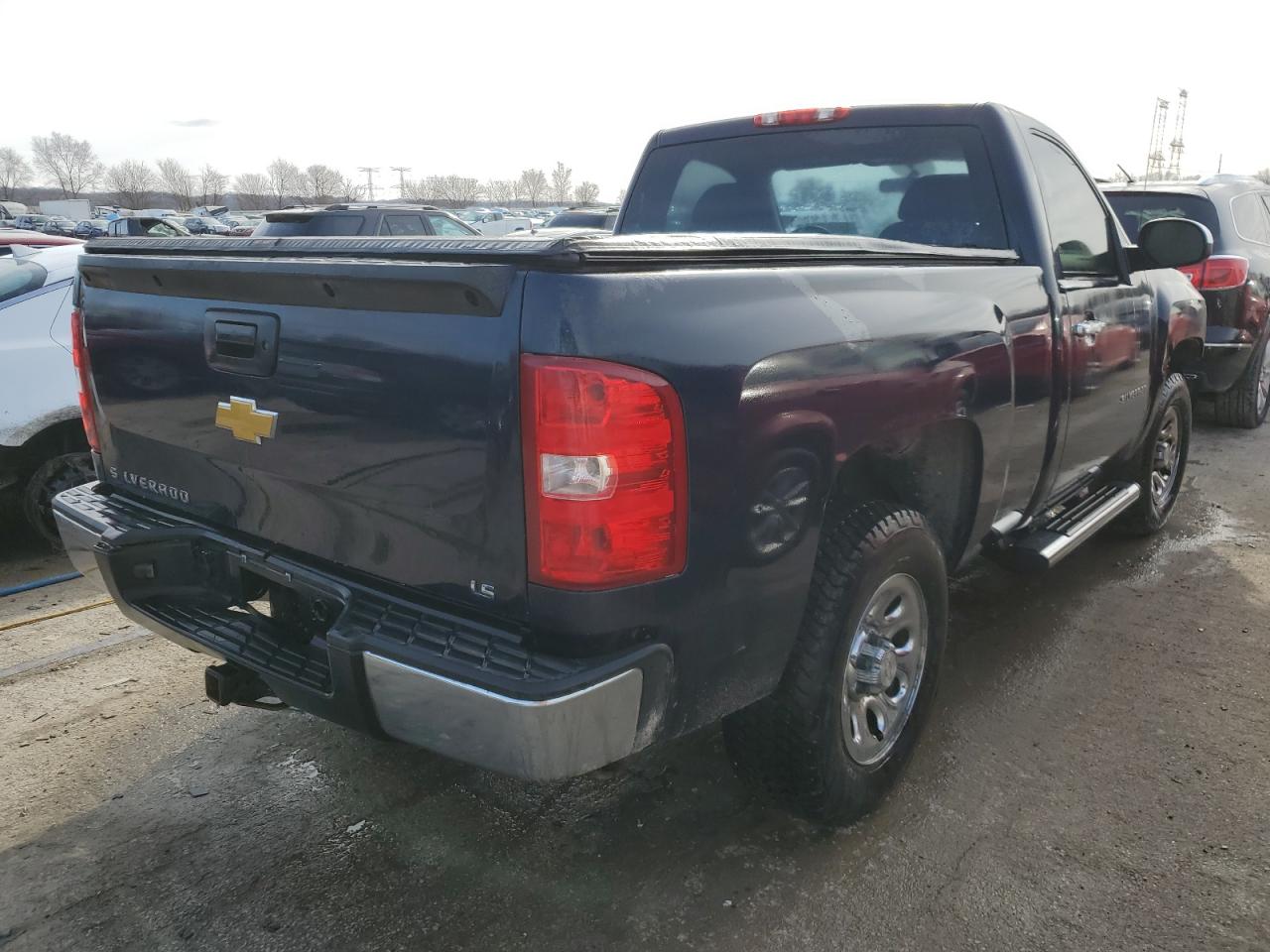 2010 Chevrolet Silverado - Image 3