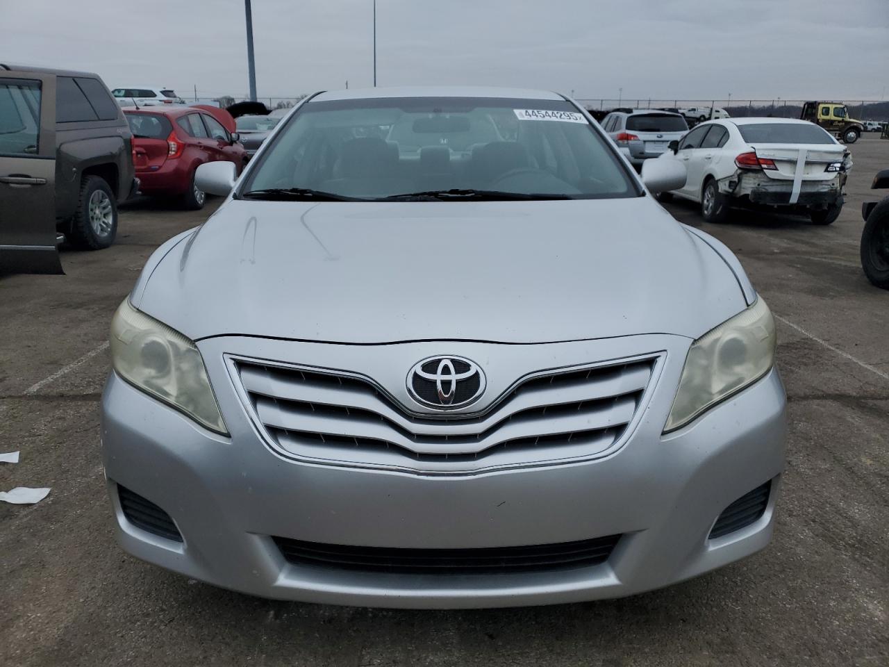 2011 Toyota Camry - Image 5