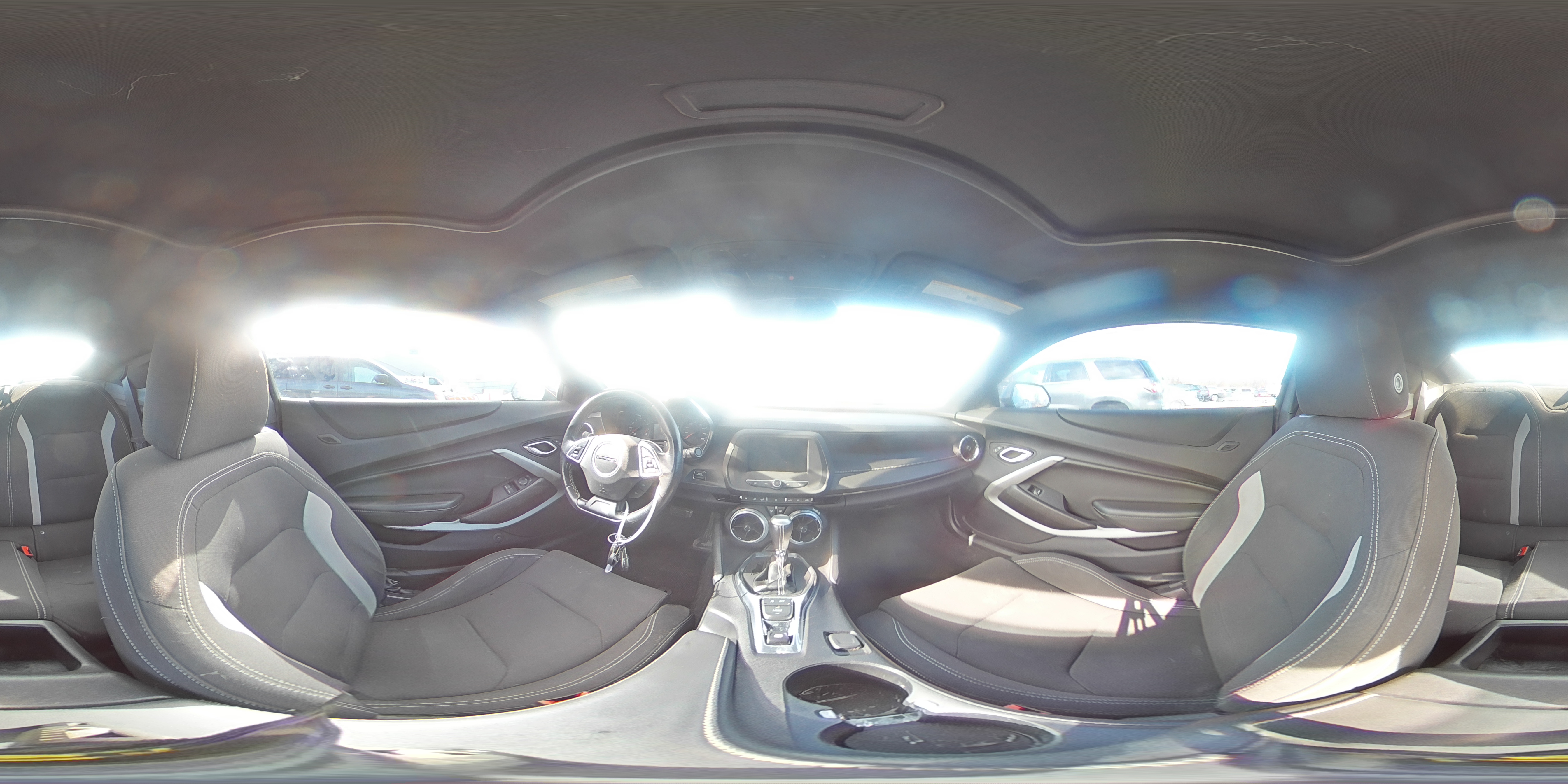 2020 Chevrolet Camaro - Image 14