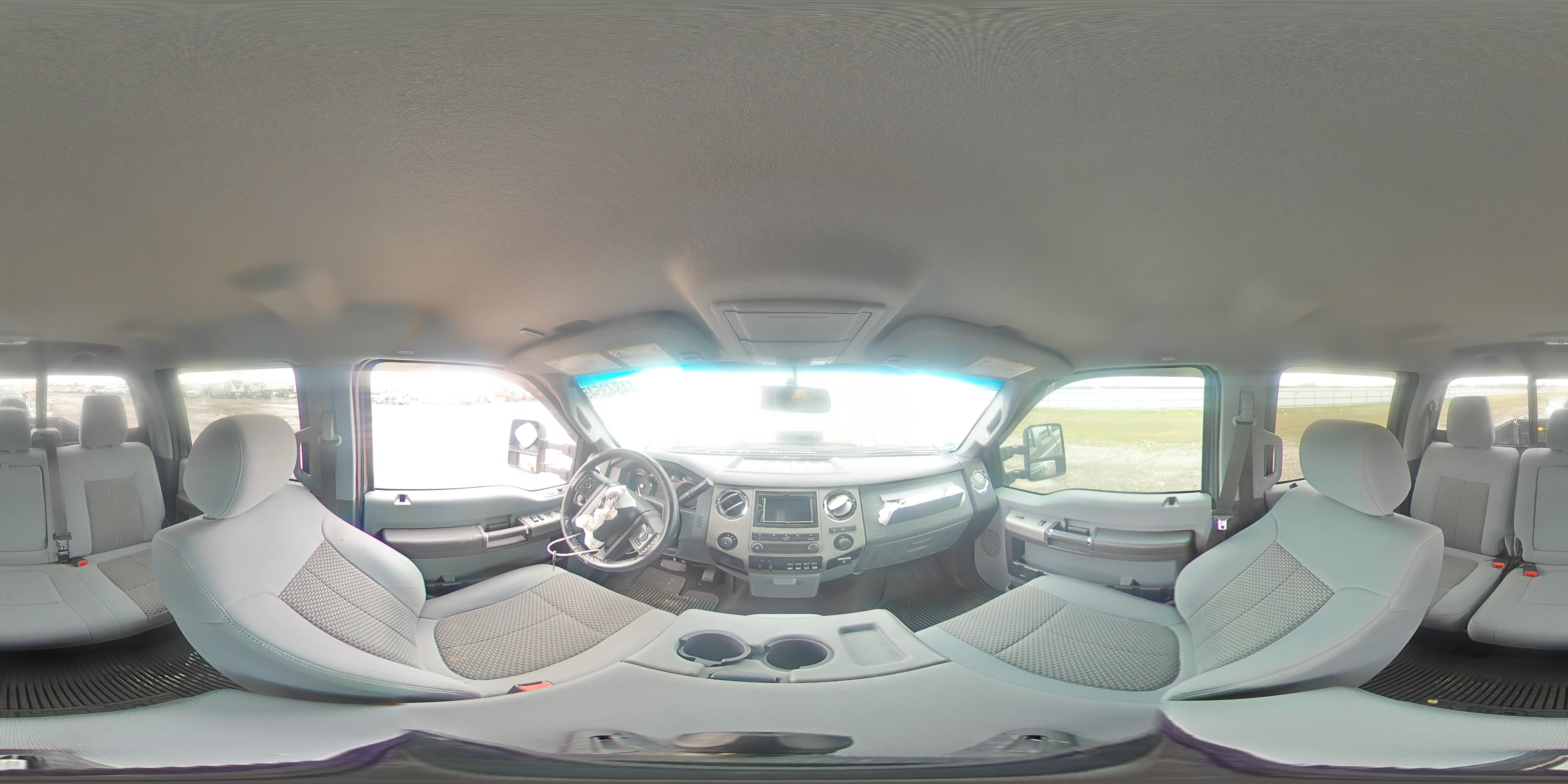 2015 Ford F250 - Image 12
