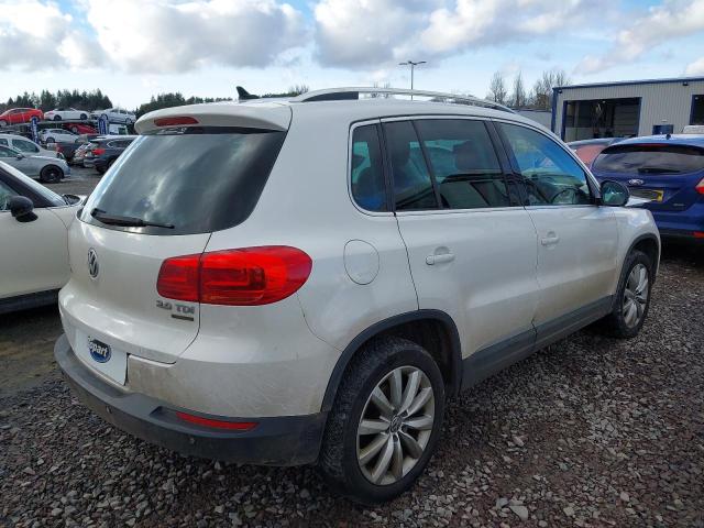 2013 VOLKSWAGEN TIGUAN MAT