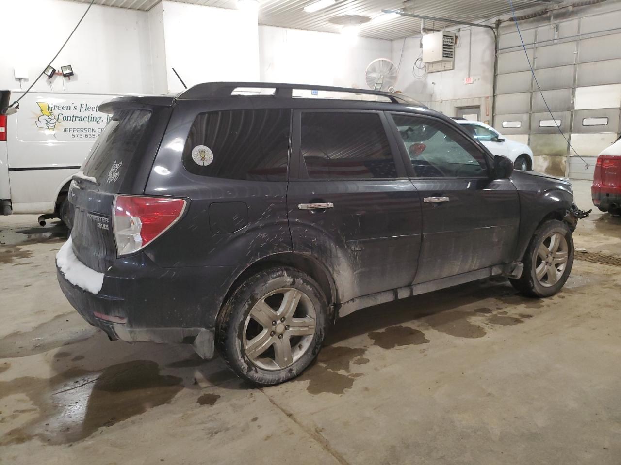 2010 Subaru Forester - Image 3