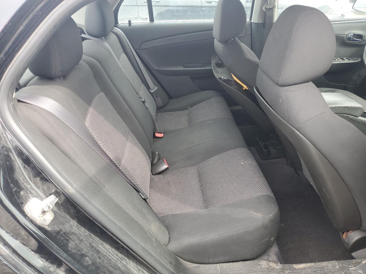2011 Chevrolet Malibu - Image 10