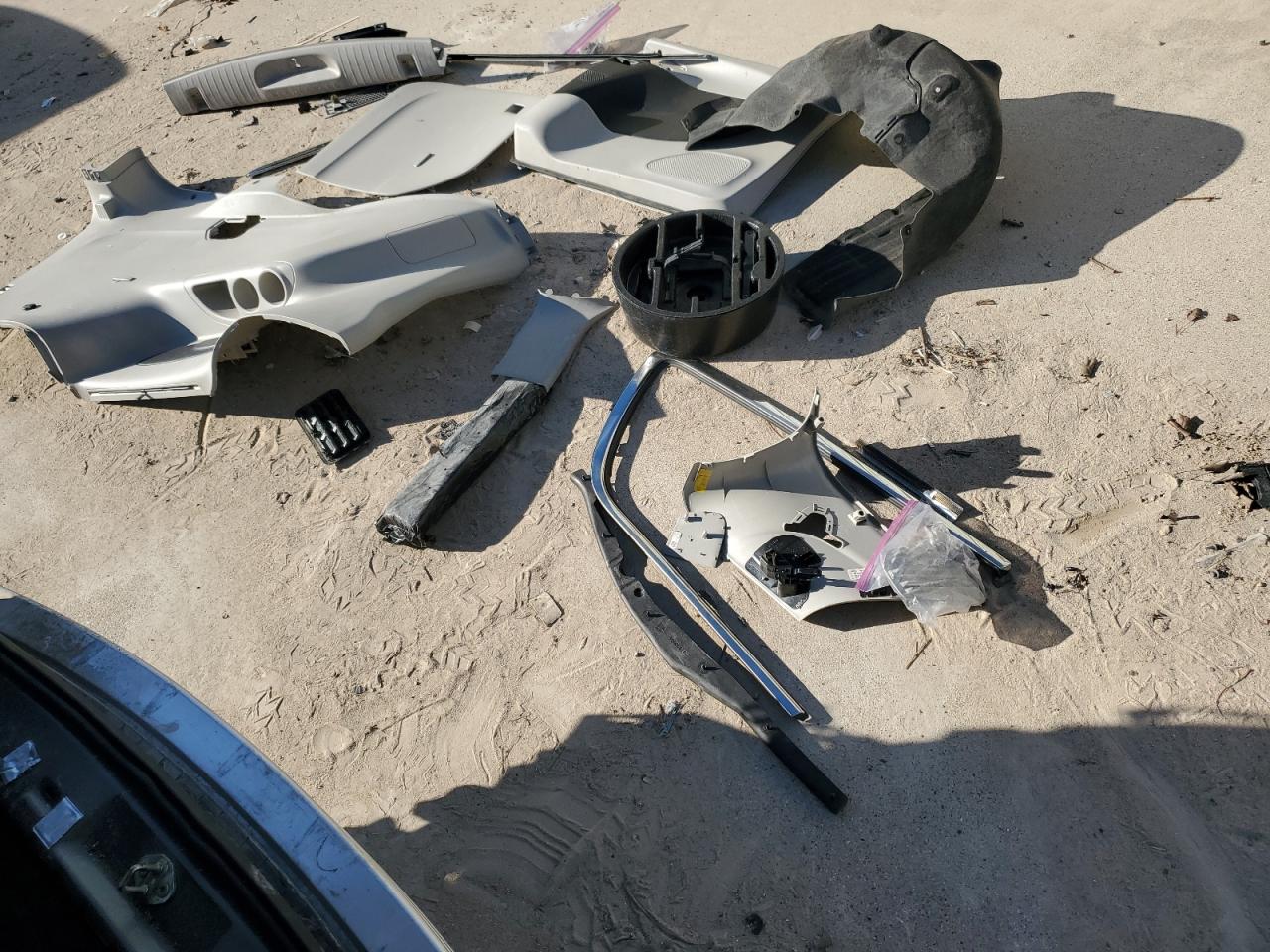 2018 Chrysler Pacifica - Image 13