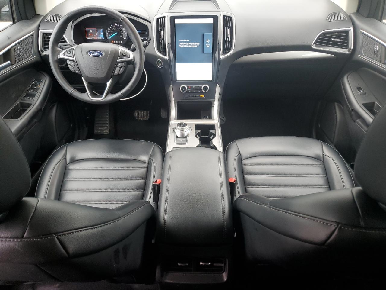 2023 Ford Edge - Image 8