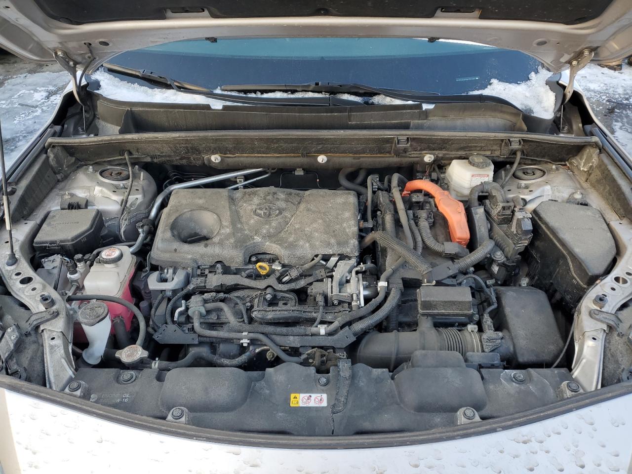 2021 Toyota Venza - Image 12