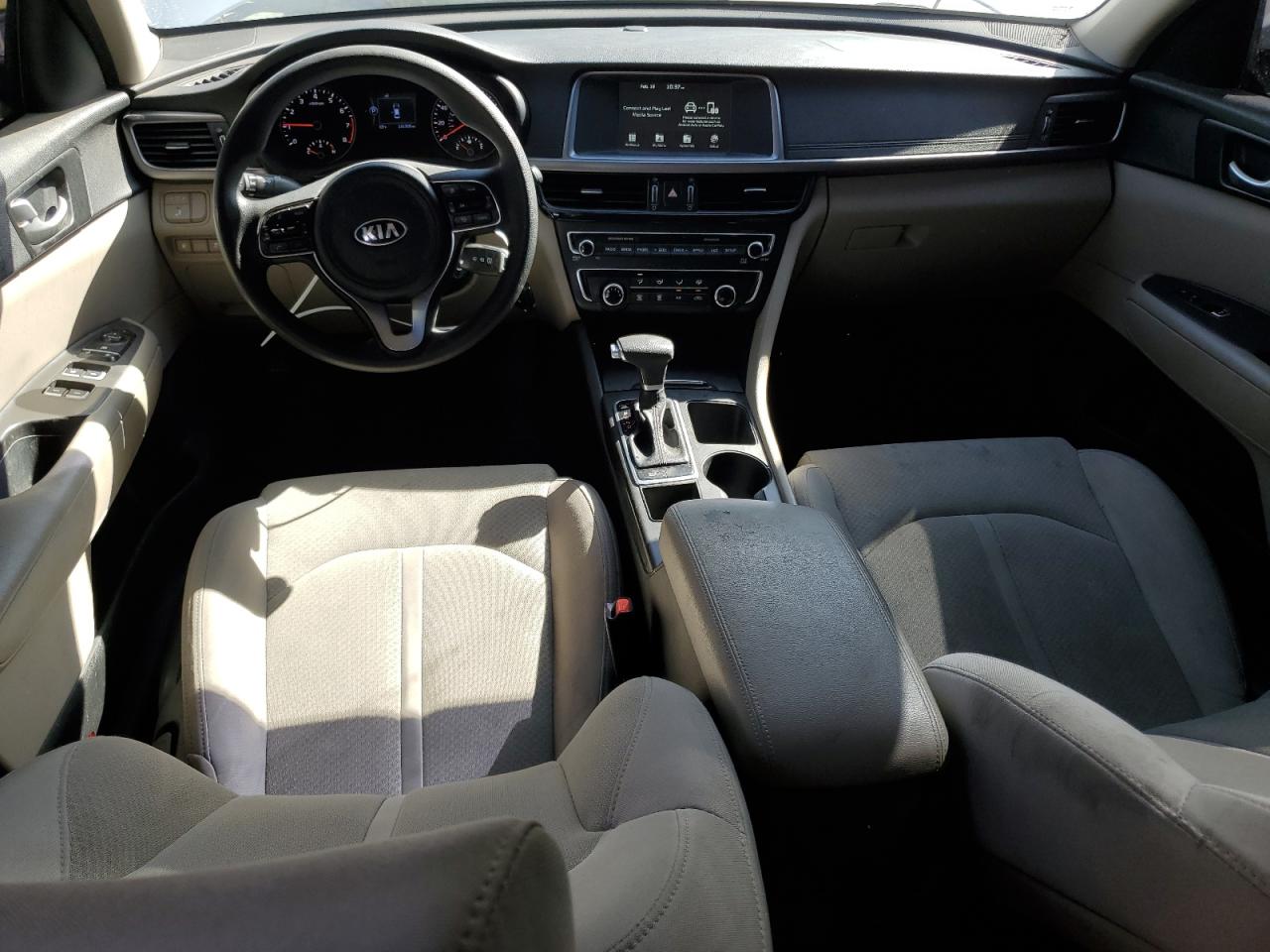 2018 Kia Optima - Image 8